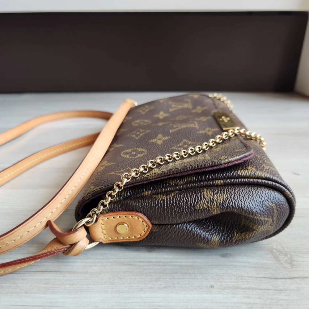 Louis Vuitton Favorite PM