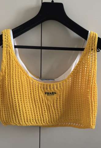 https://vipluxury.sk/Prada top