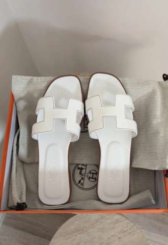 https://vipluxury.sk/Hermes oran
