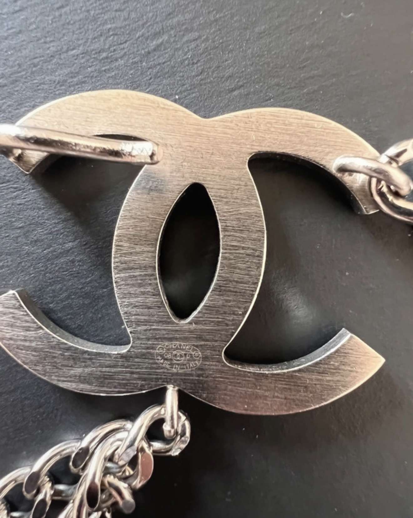 Chanel opasok