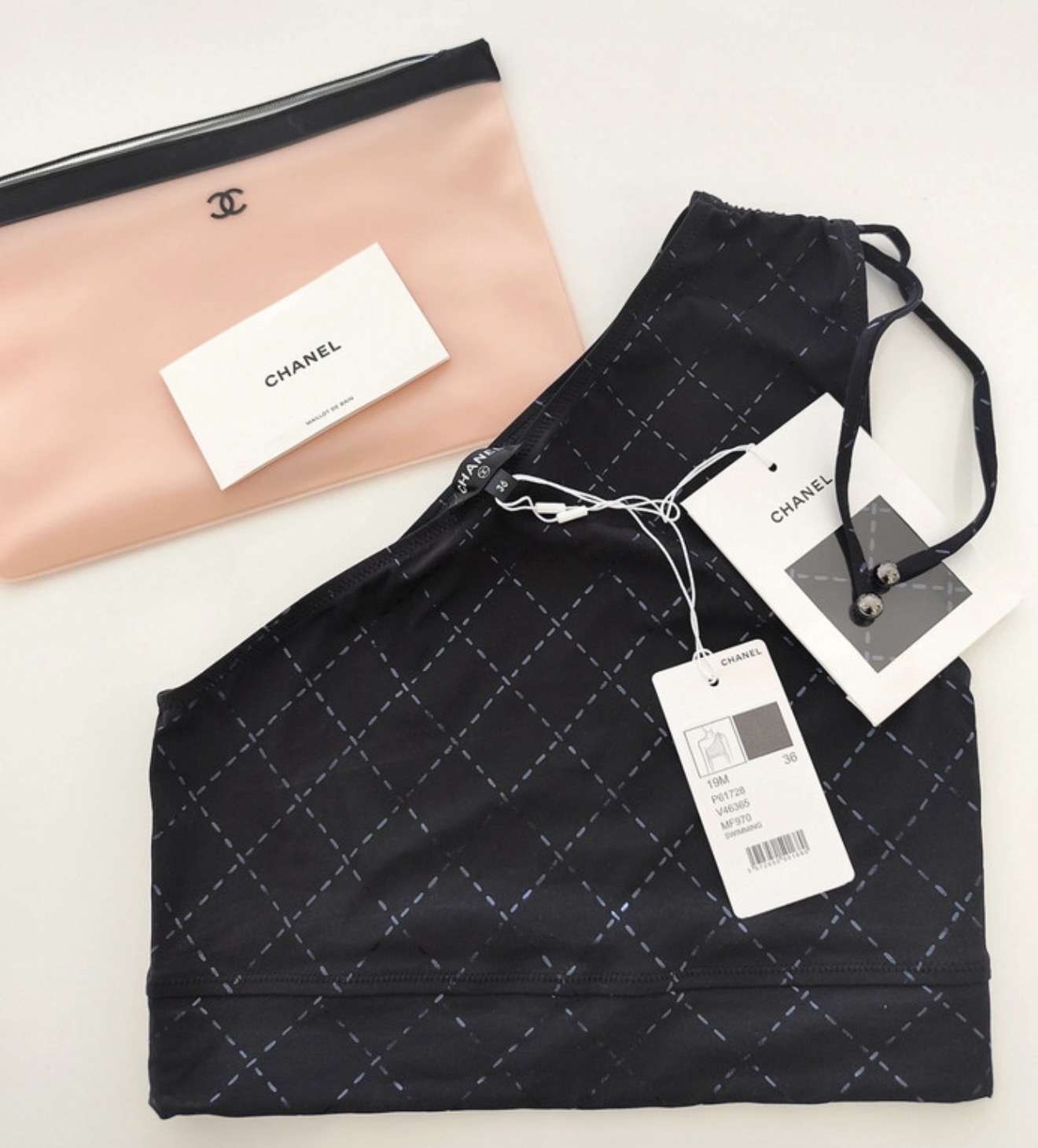 Chanel top
