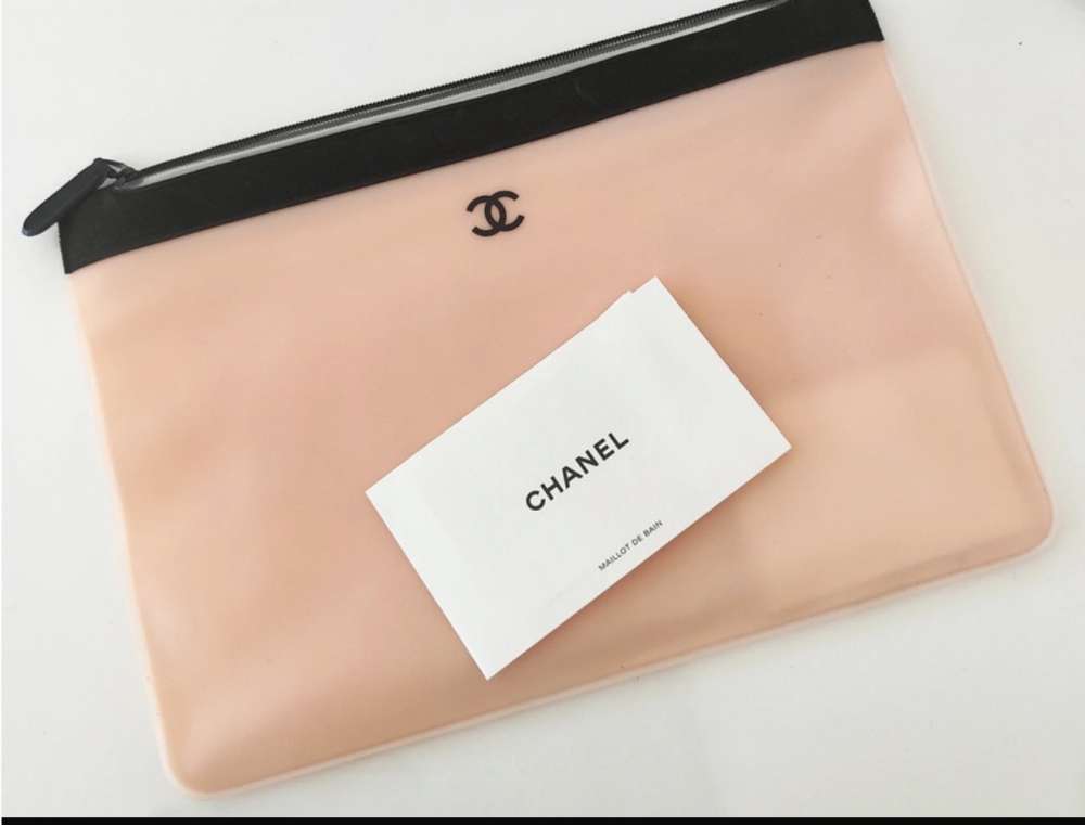 Chanel top