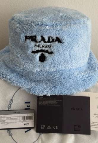 https://vipluxury.sk/Prada klobúk