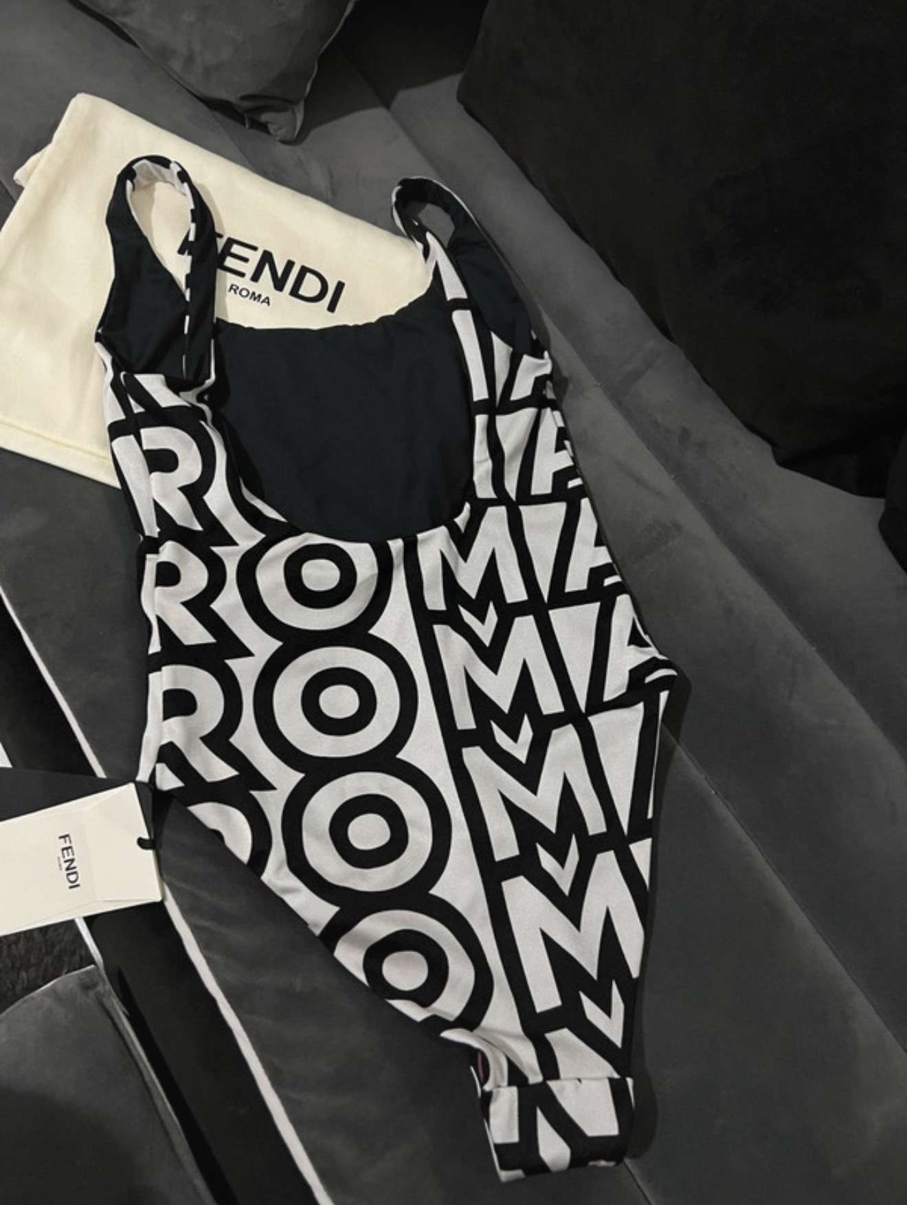 Fendi plavky
