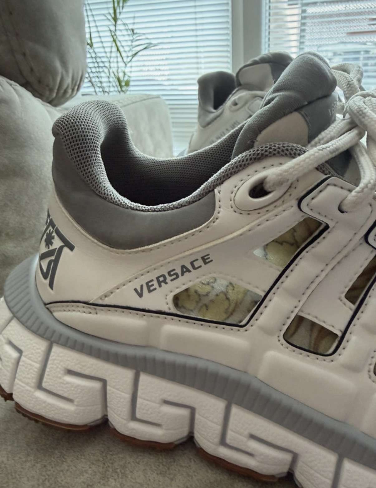 Tenisky Versace,veľ.38,5 cm