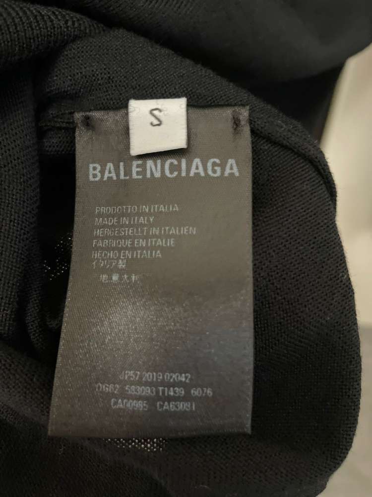 Balenciaga sveter