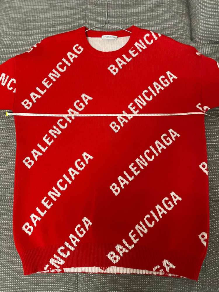 Sveter Balenciaga