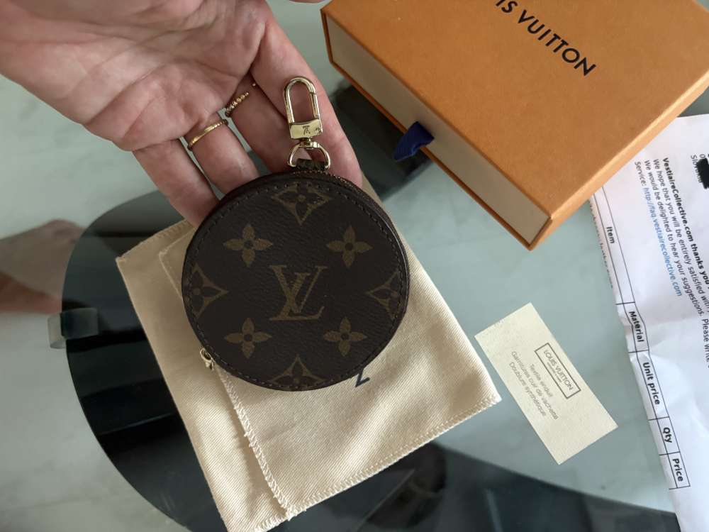 Louis Vuitton peňaženka, prívesok , kľúčenka