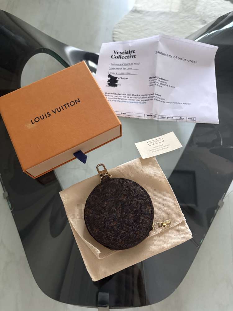 Louis Vuitton peňaženka, prívesok , kľúčenka