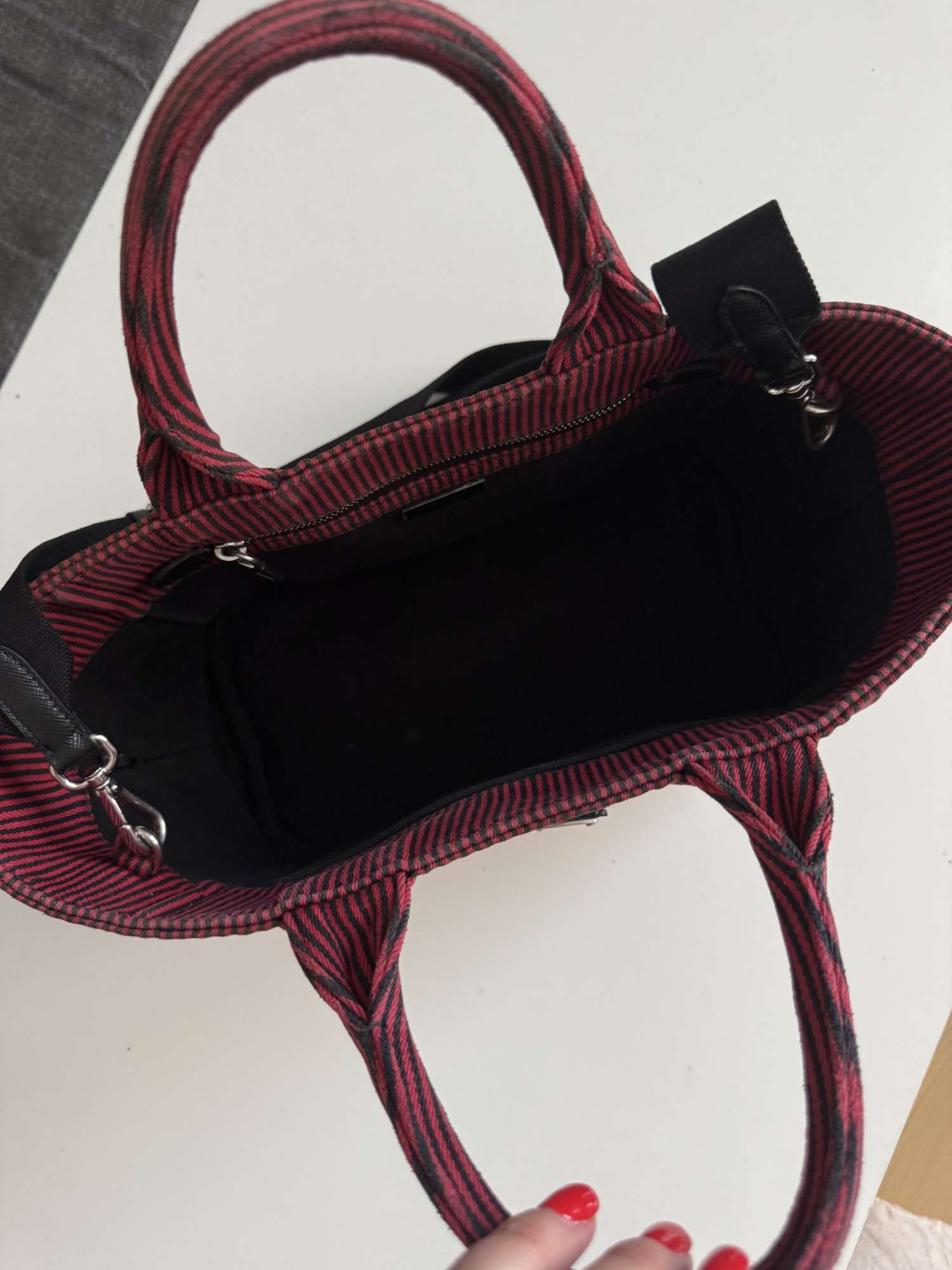 Prada canapa tote kabelka stripe