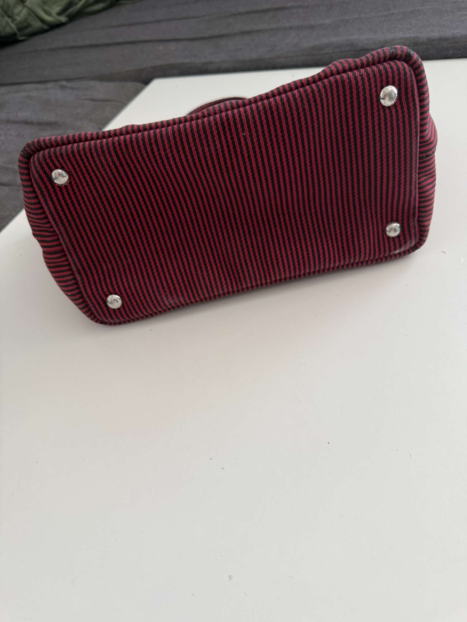 Prada canapa tote kabelka stripe