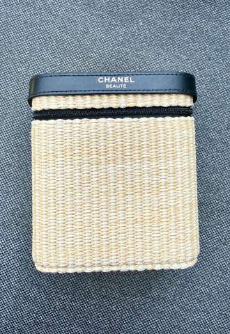 https://vipluxury.sk/Chanel beauté set