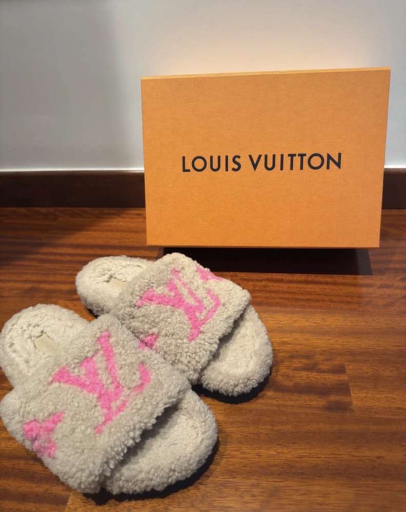 Louis vuitton šľapky