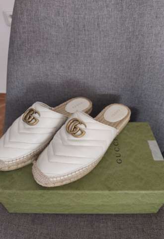 https://vipluxury.sk/Gucci marmont White