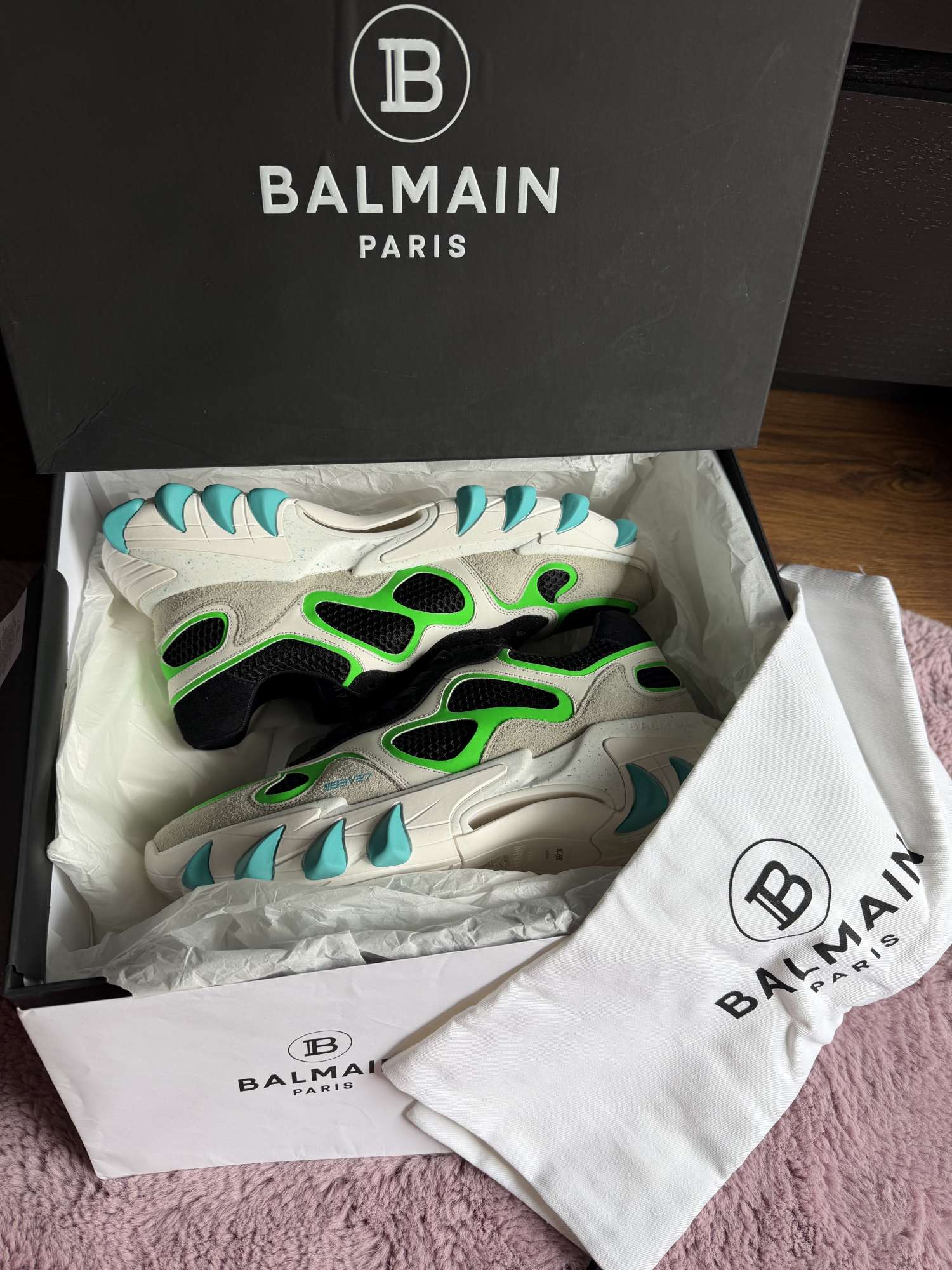 BALMAIN B-EAST