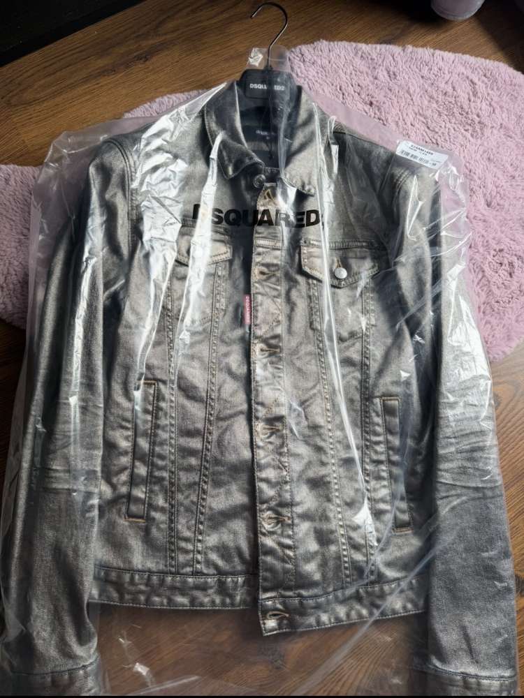 DSQUARED2 metalic effekt riflova bunda