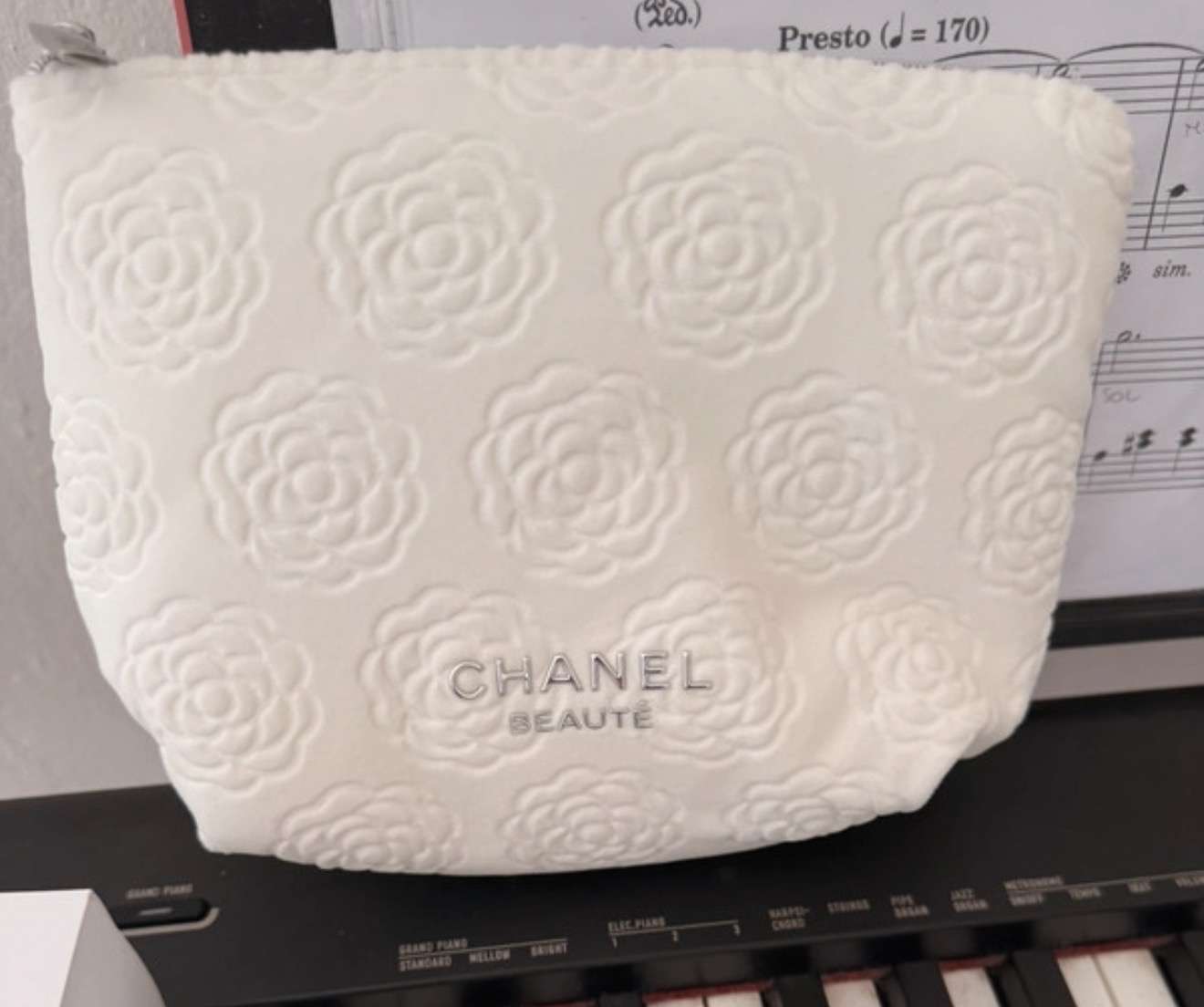 Chanel beauty taška