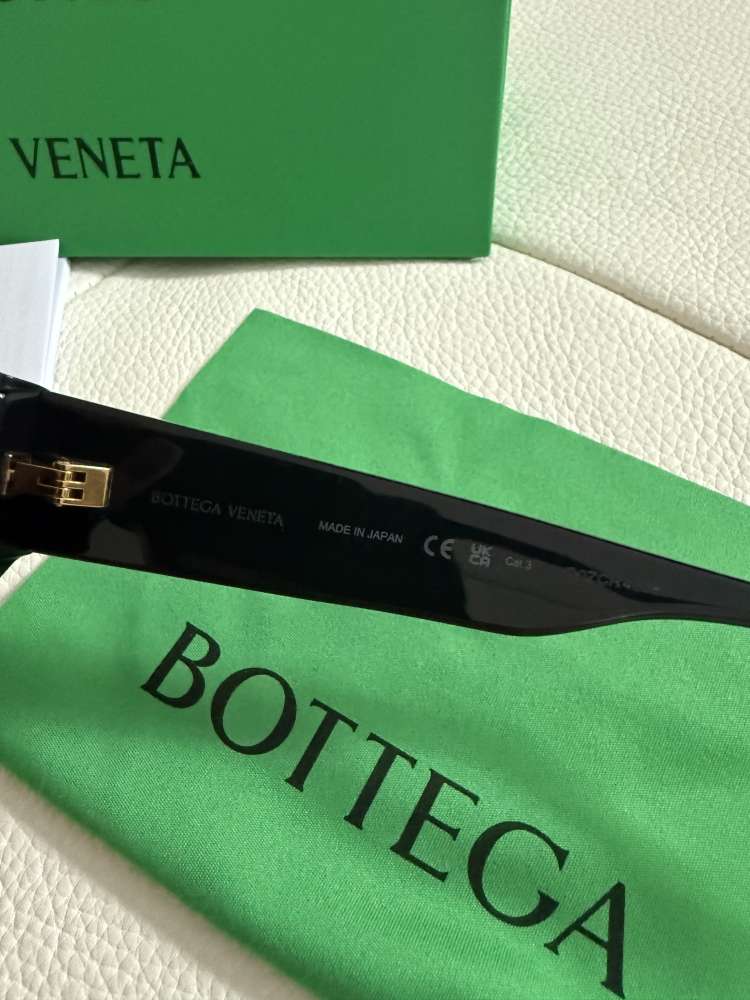 Bottega Veneta