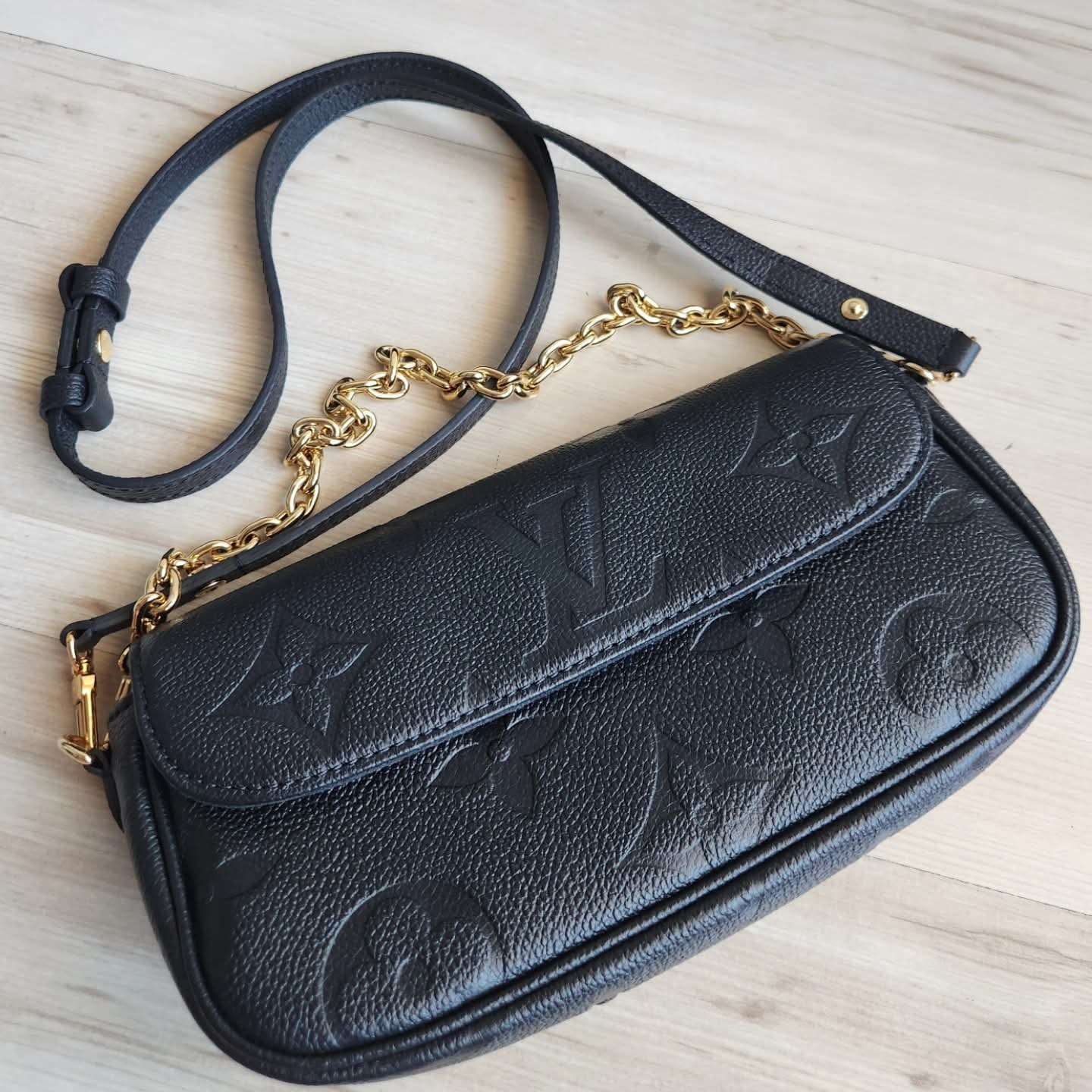 Louis Vuitton Ivy