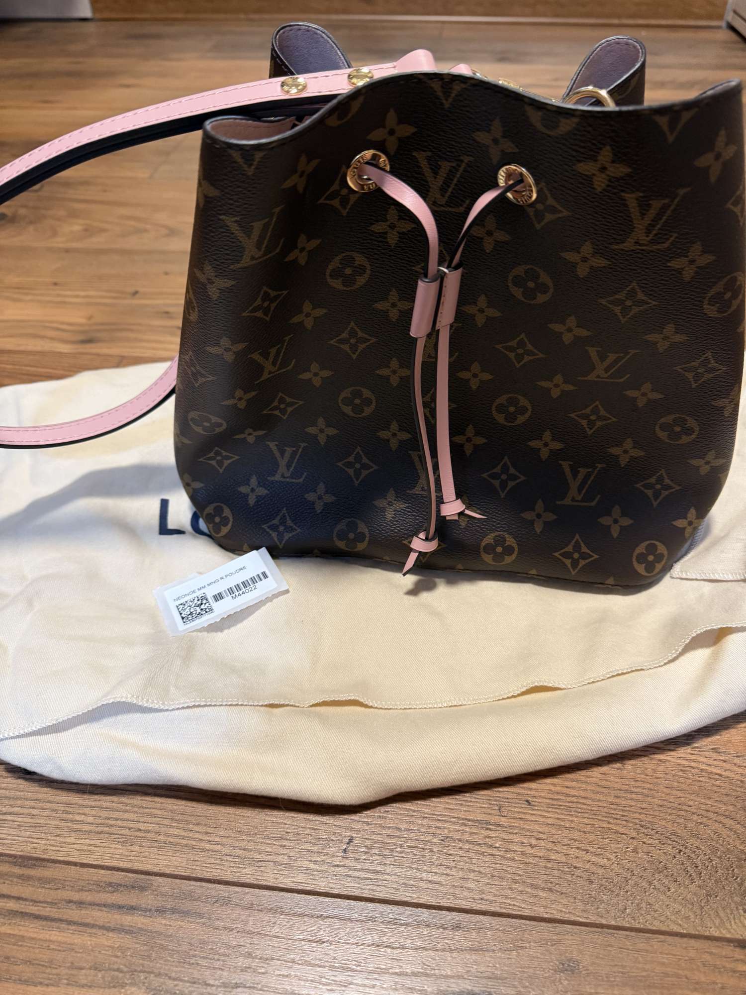 Louis vuitton neonoe
