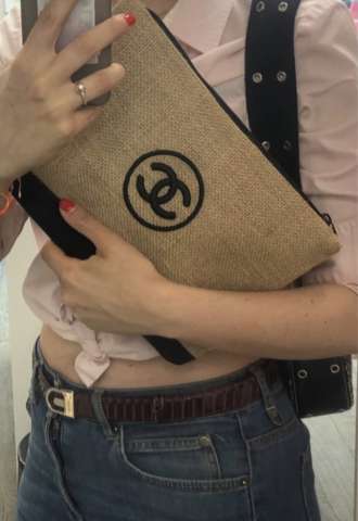 https://vipluxury.sk/Chanel clutch