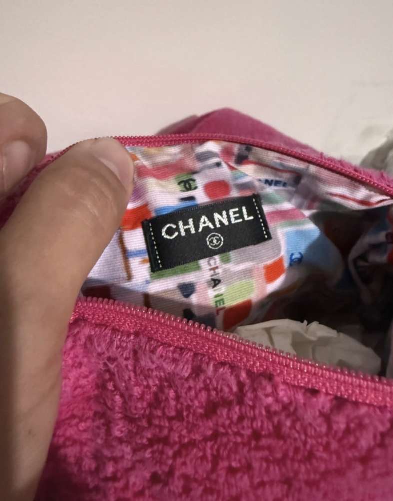 Chanel plazova taška
