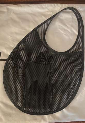 https://vipluxury.sk/Alaia taška