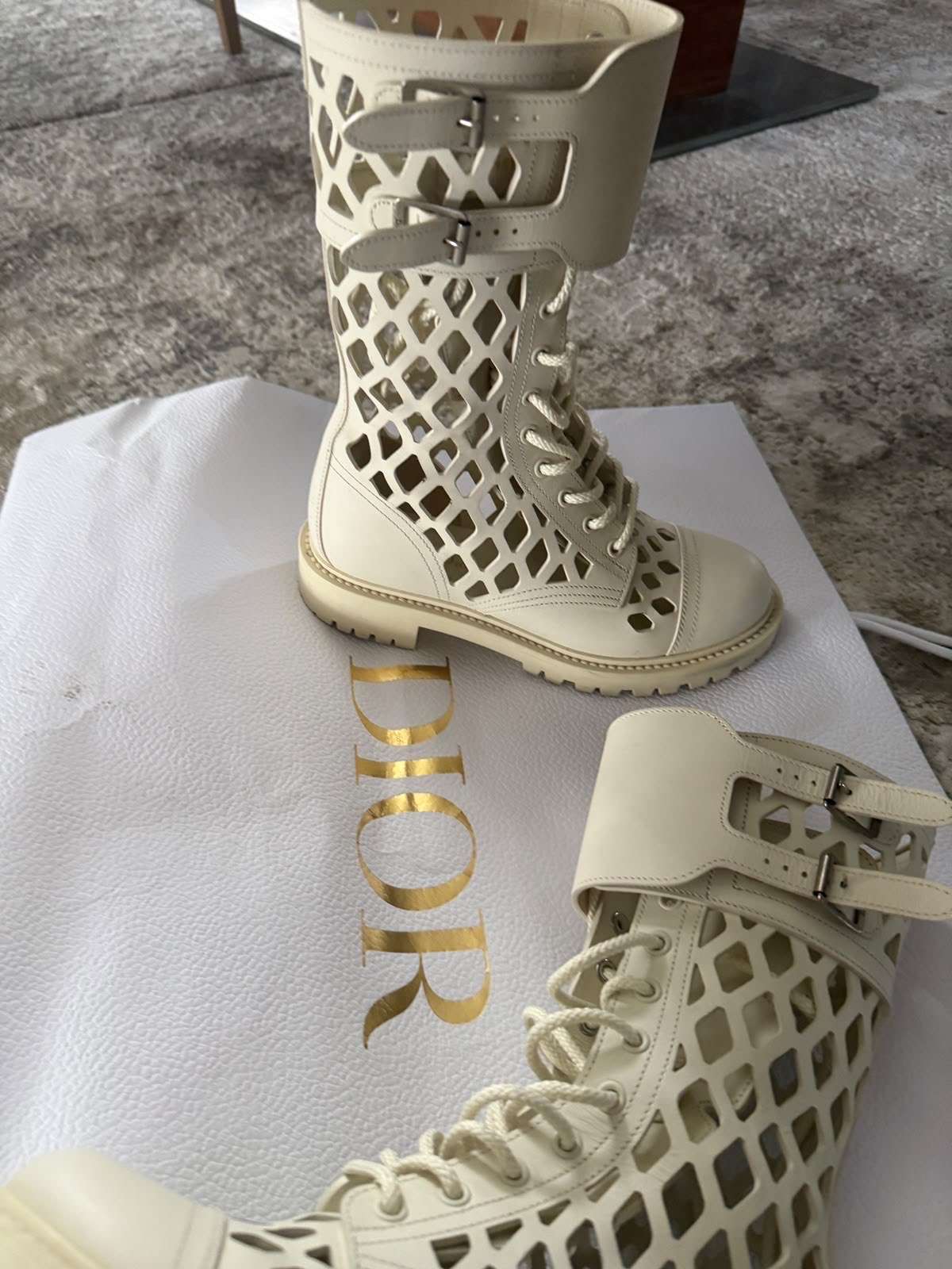 Dior čižmy