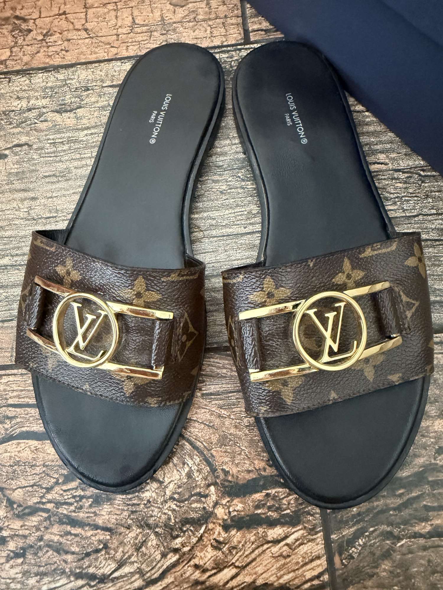 Louis Vuitton šlapky