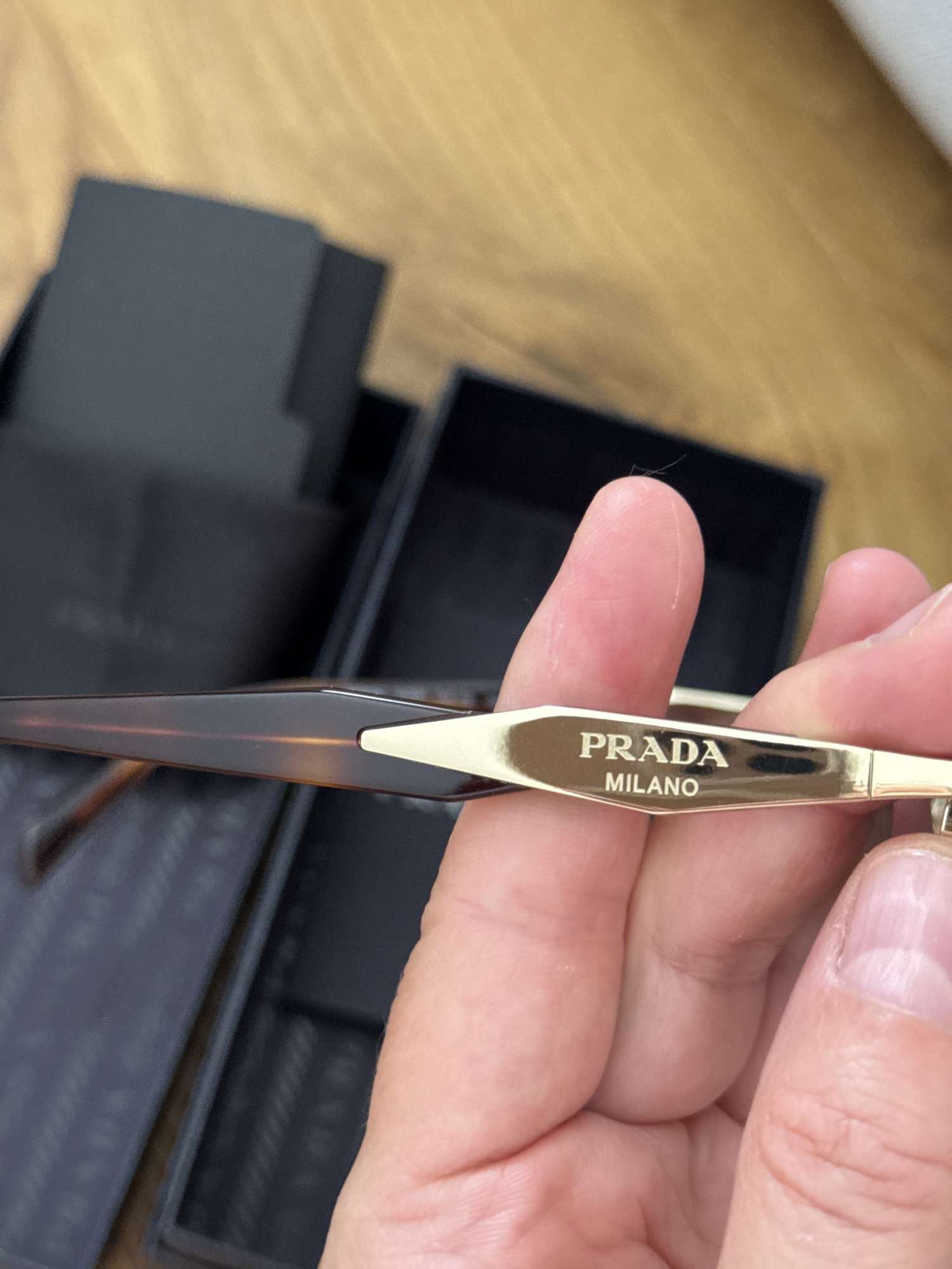 Okuliare Prada