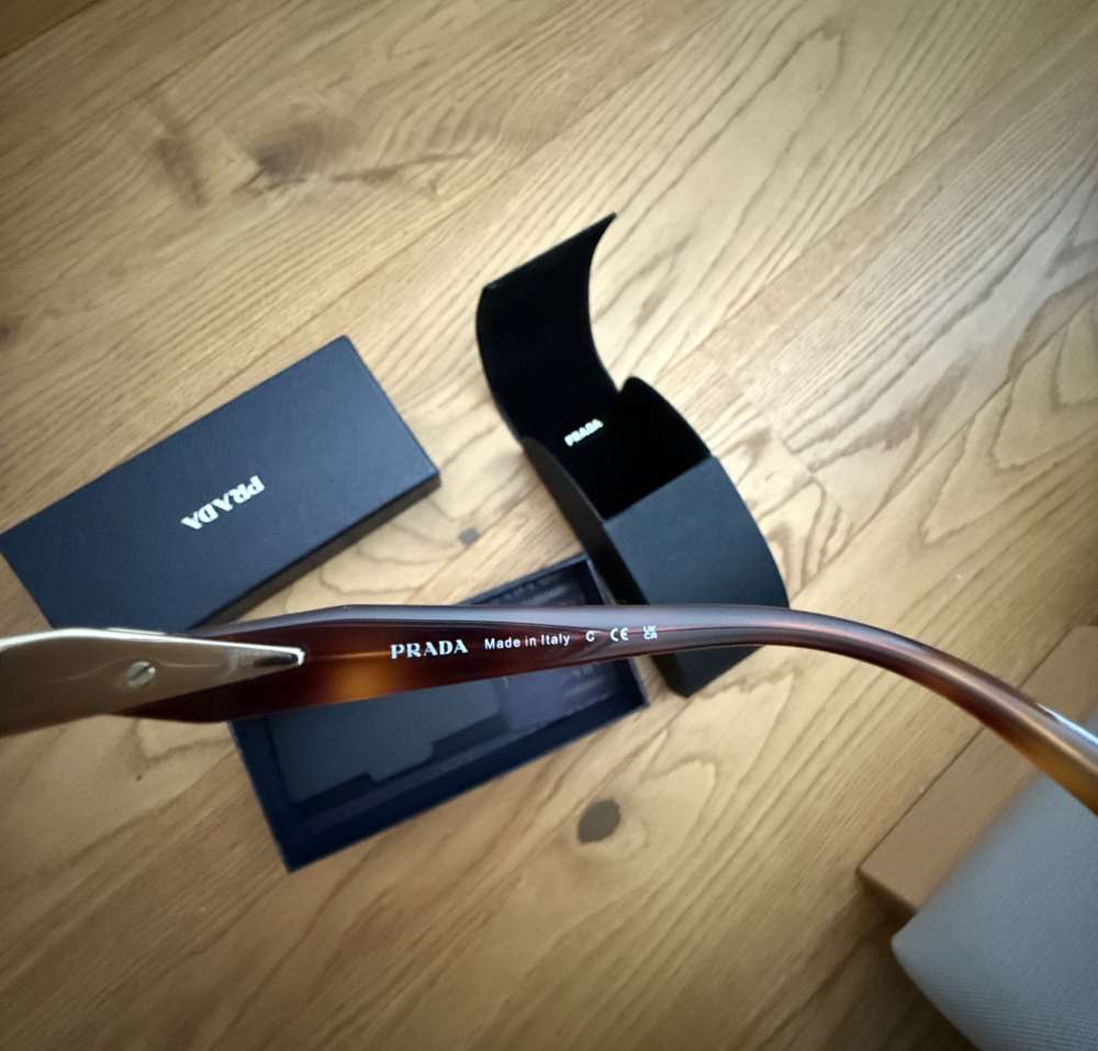 Okuliare Prada