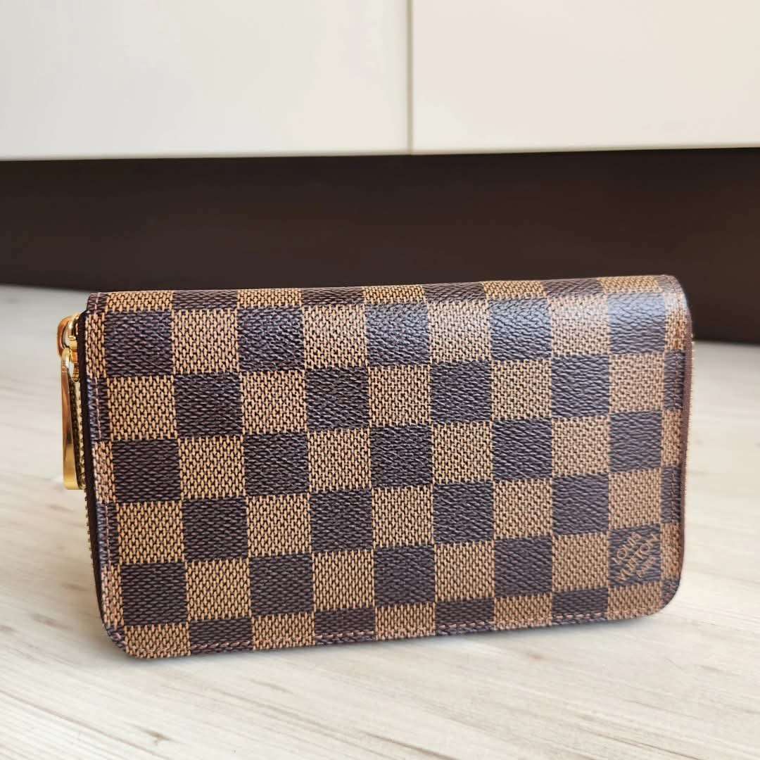 Louis Vuitton Zippy Compact