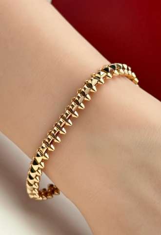 https://vipluxury.sk/Cartier Clash medium naramok