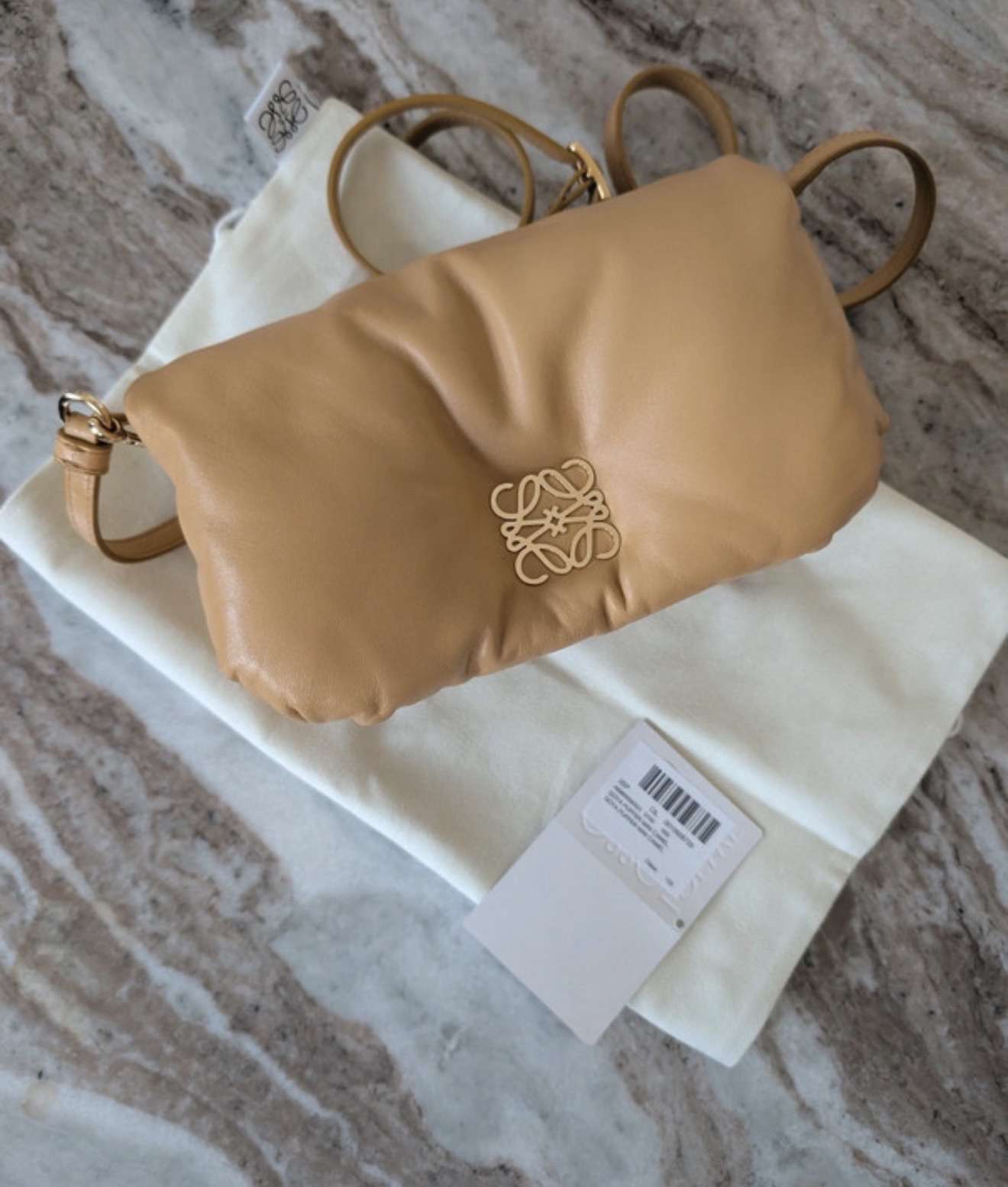 Loewe Kabelka