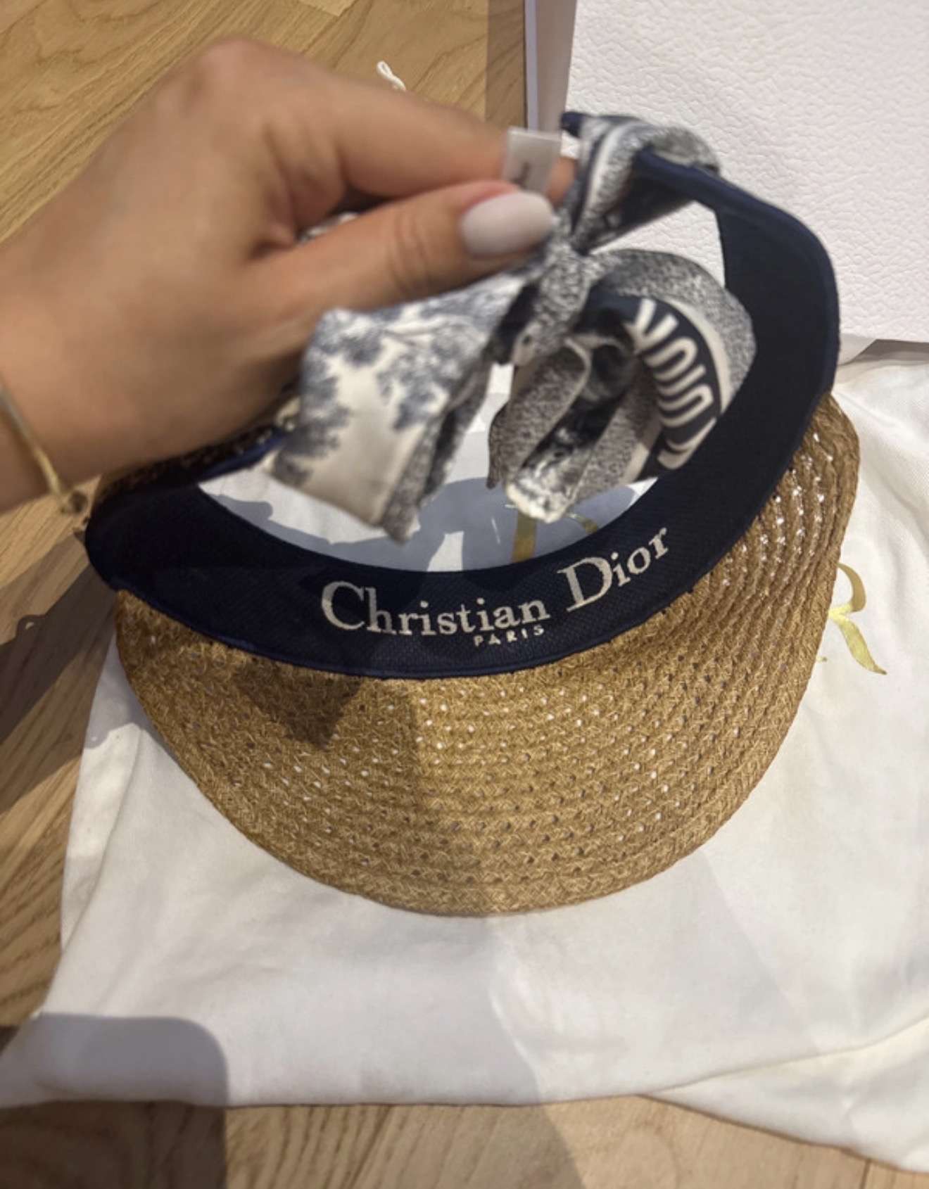 Dior silt