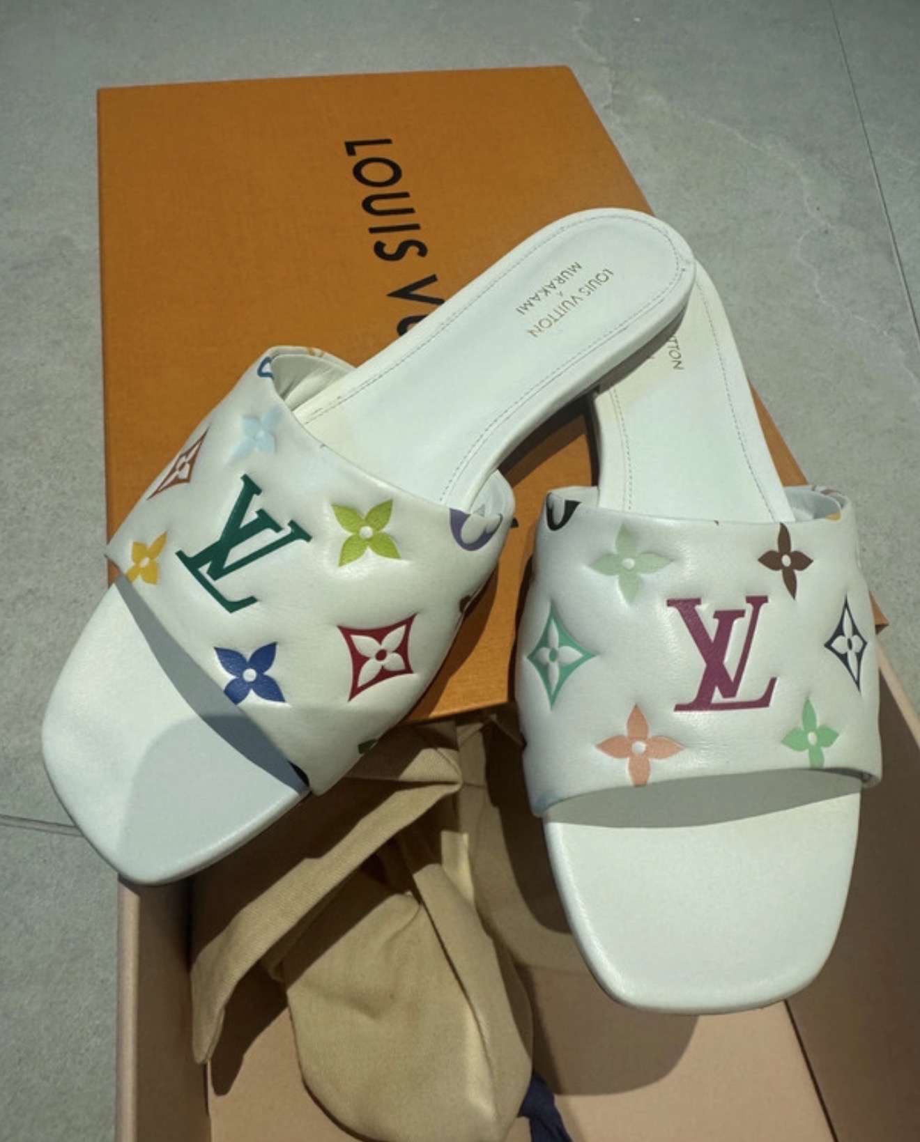 Louis Vuitton Murakami šľapky