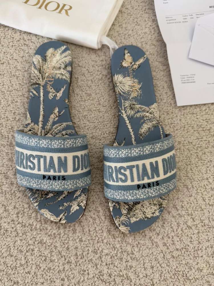 Christian Dior slapky