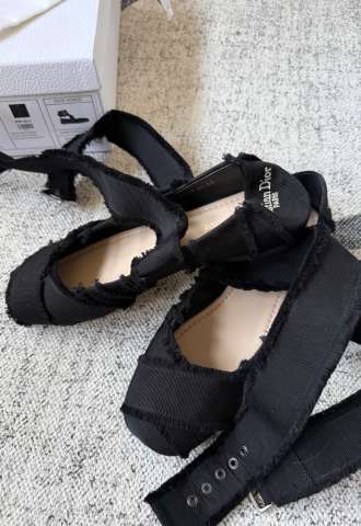 https://vipluxury.sk/Dior balenrinky songe