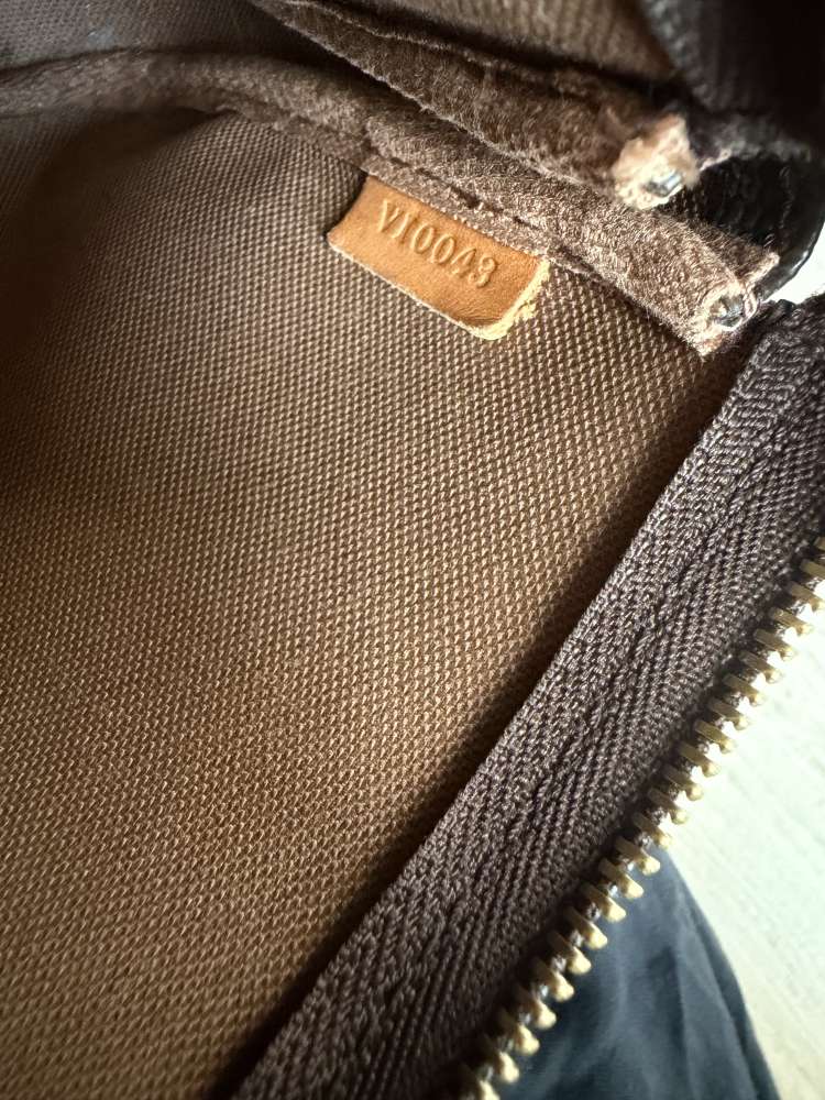 Louis Vuitton Pochette