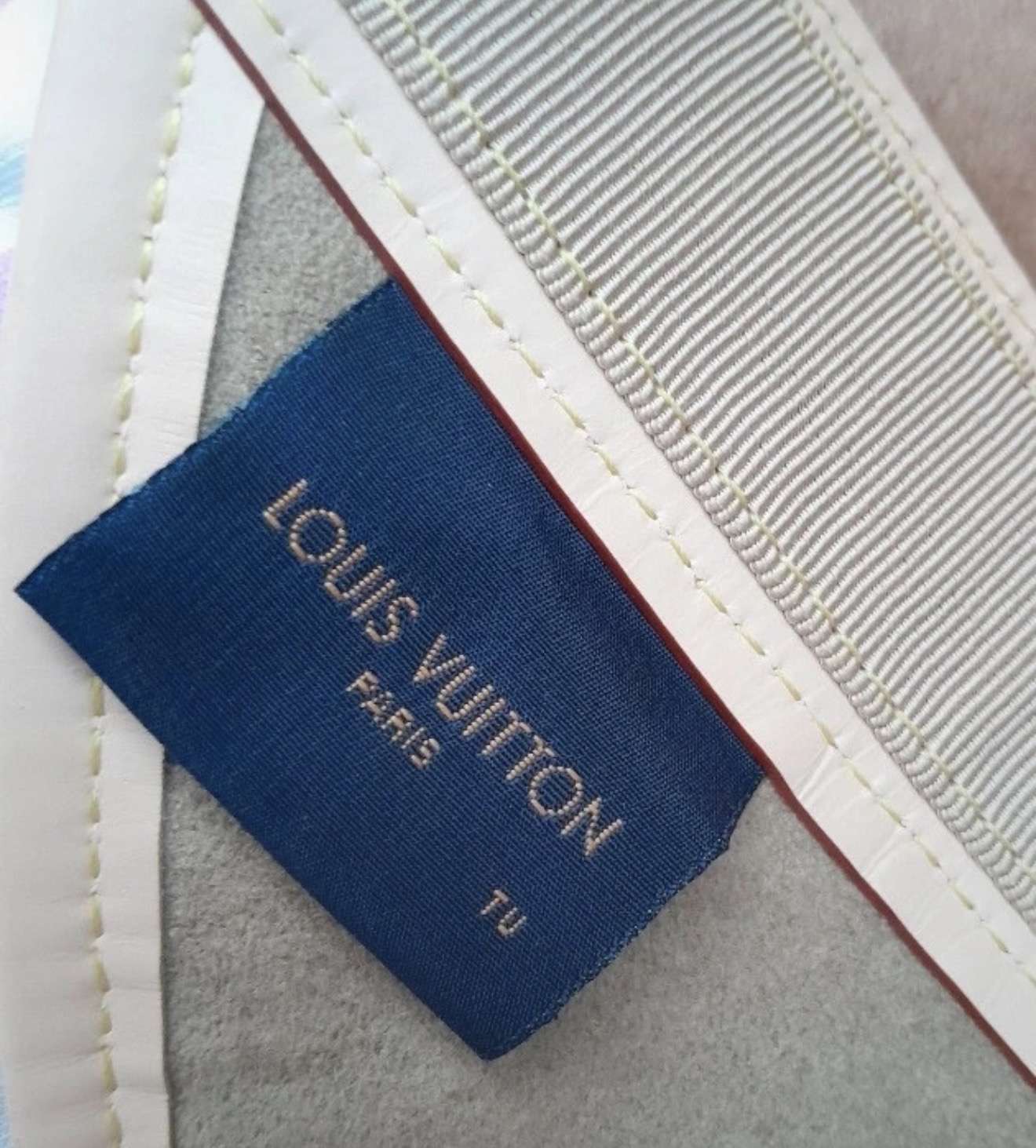 Louis Vuitton silty