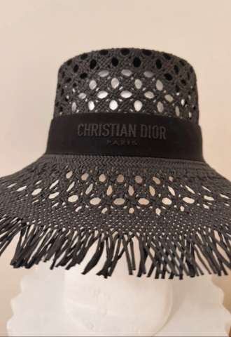 https://vipluxury.sk/Dior klobúk