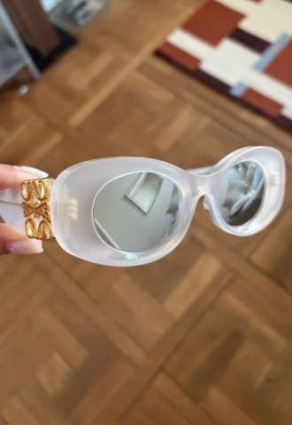 https://vipluxury.sk/LOEWE okuliare