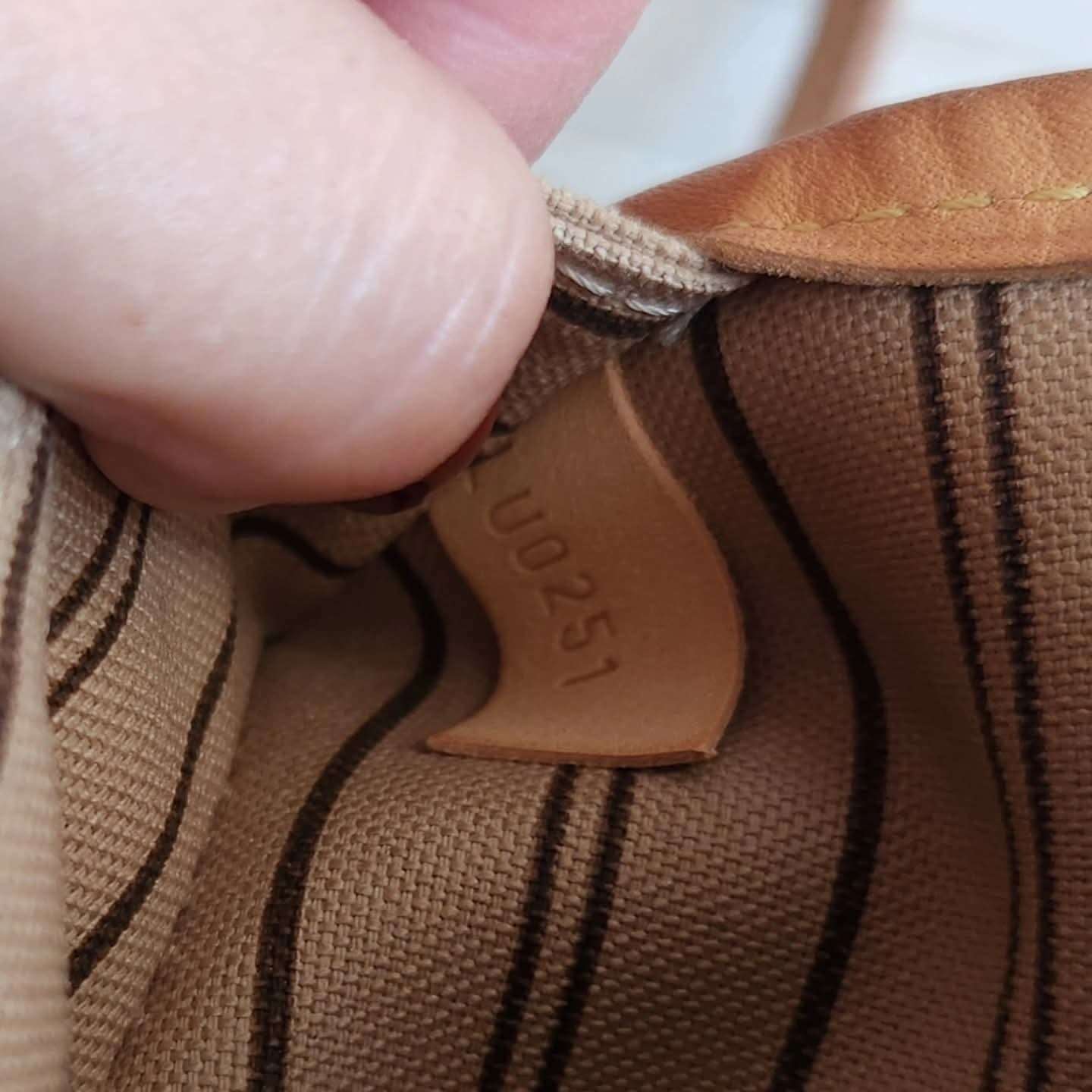 Louis Vuitton Neverfull