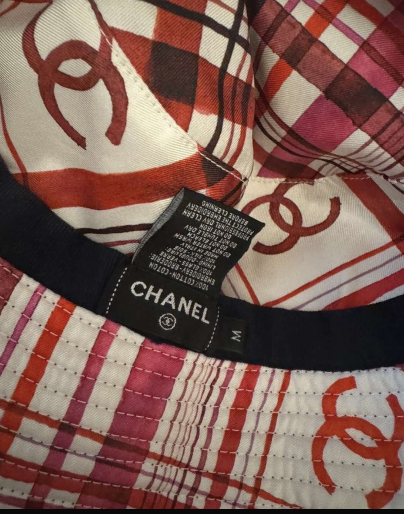 Chanel klobuk