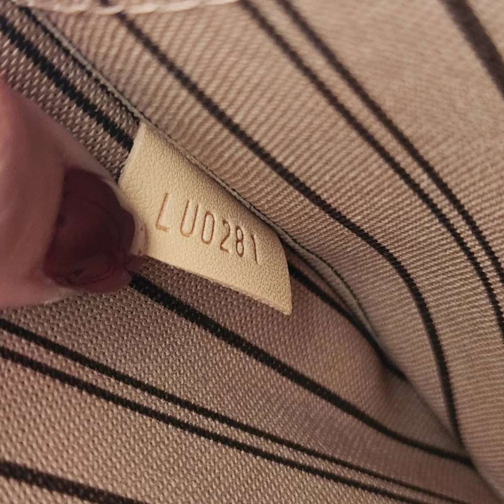 Louis Vuitton Pochette