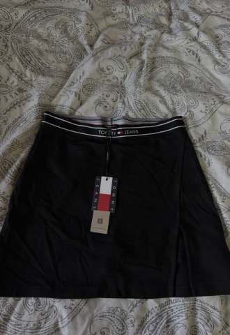 https://vipluxury.sk/Tommy Jeans sukna