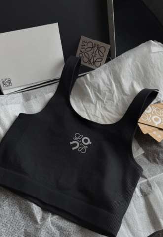 https://vipluxury.sk/LOEWE top alebo podprsenka
