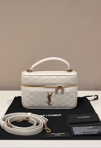 https://vipluxury.sk/YSL Kabelka