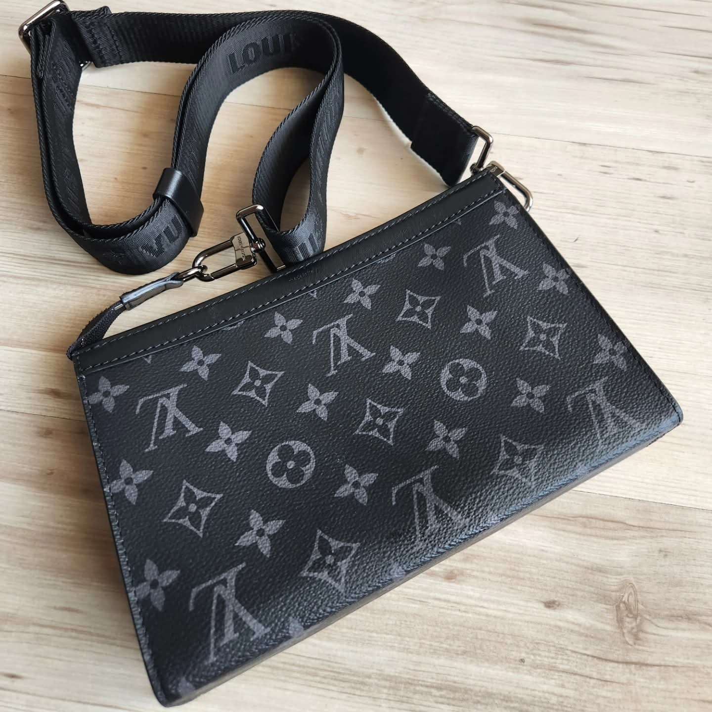 Louis Vuitton Gaston