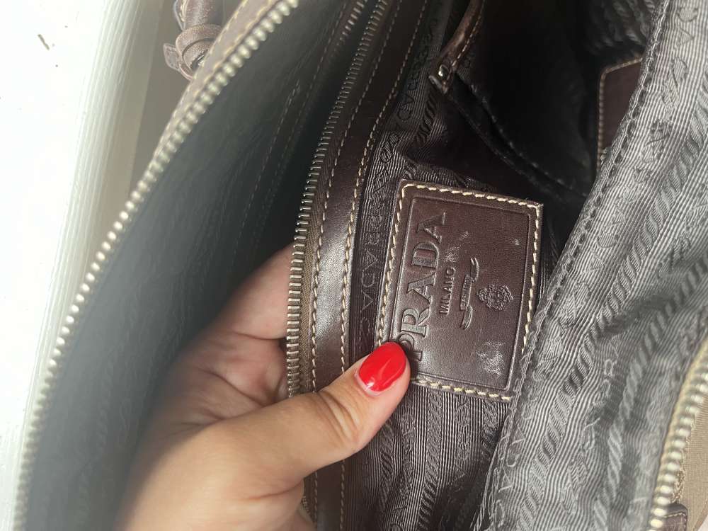 Prada kabelka